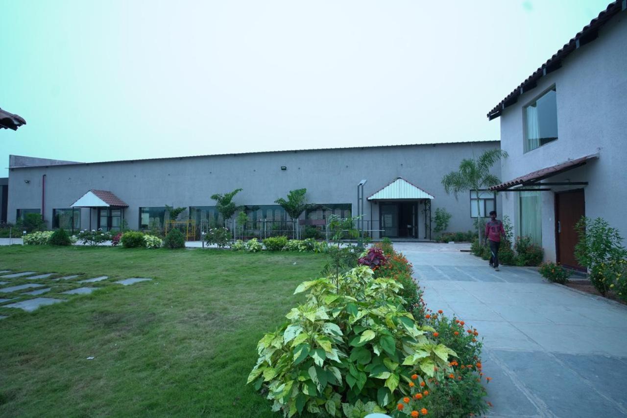 One Resorts & Convention Annavaram Eksteriør bilde